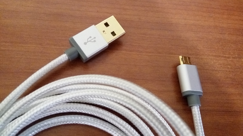 micflip-reversible-microusb-cable