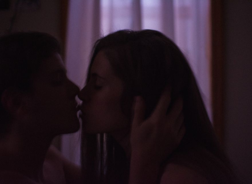 This Is How You Date Someone With Anxiety